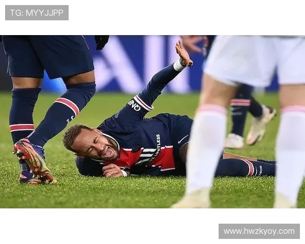 内马尔再度受伤影响巴黎欧冠前景球队能否迎难而上引发关注